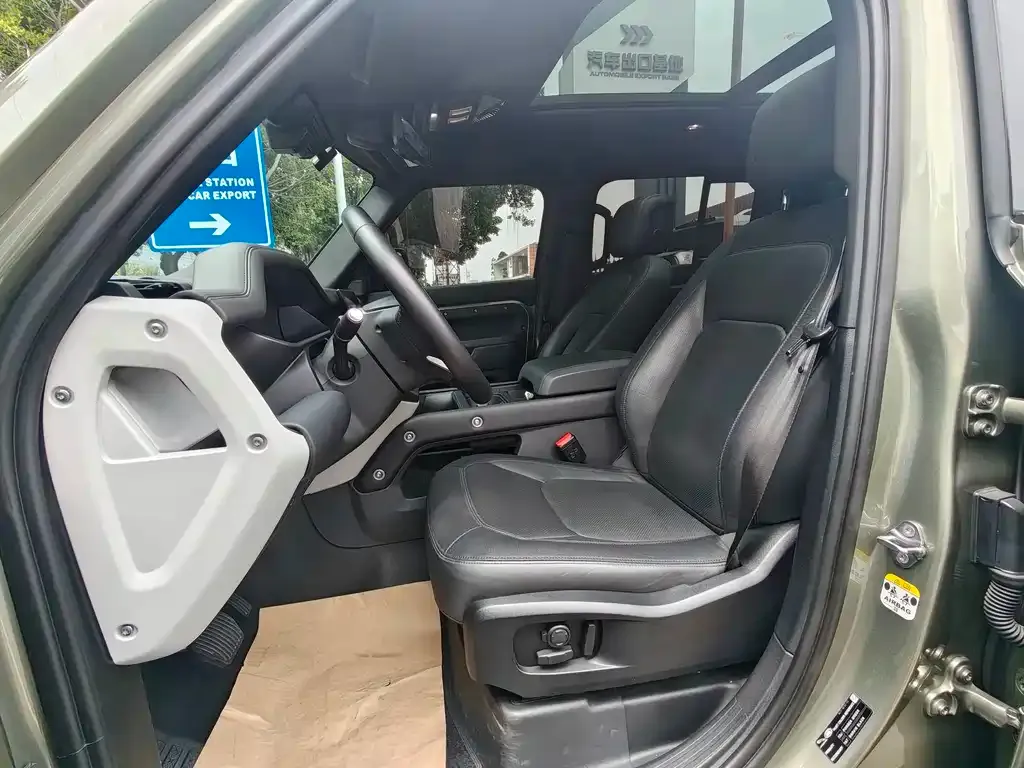 Land Rover Defender — фото 2