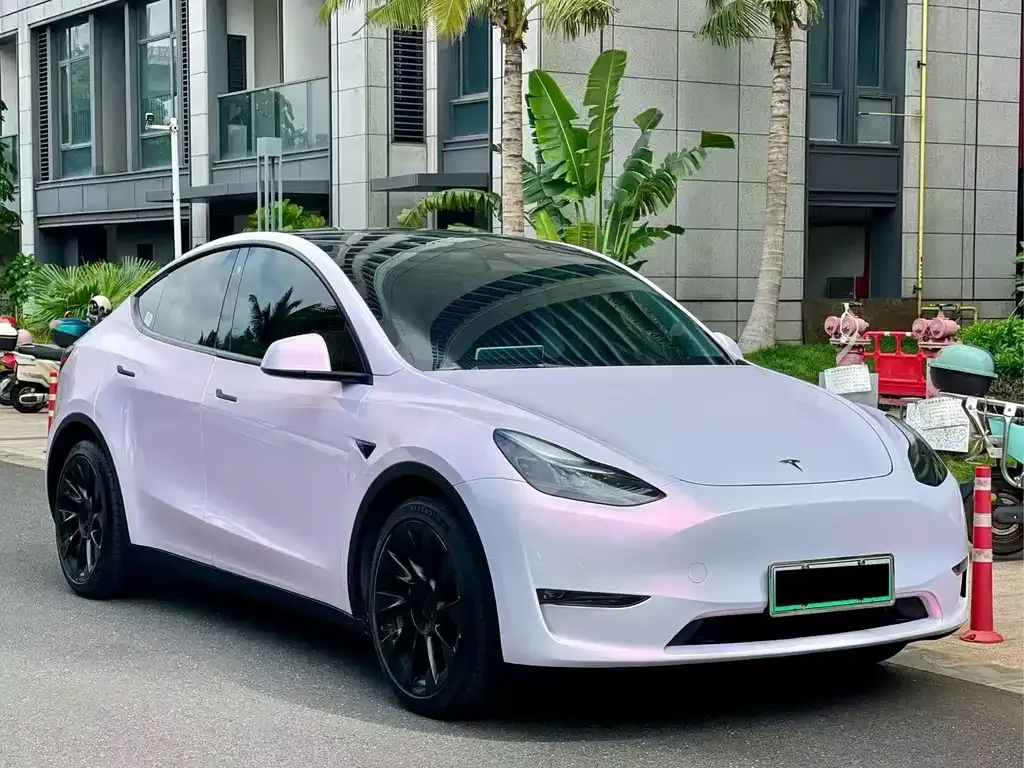 Tesla Model Y — фото 7