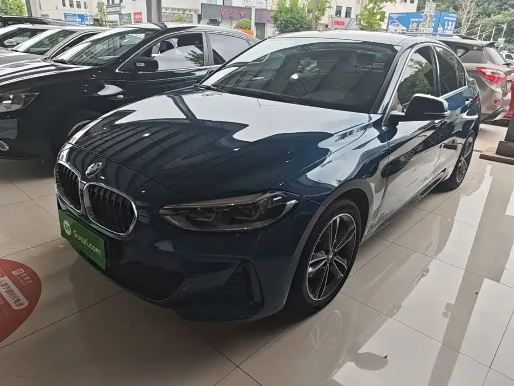 BMW 1 Series — фото 1