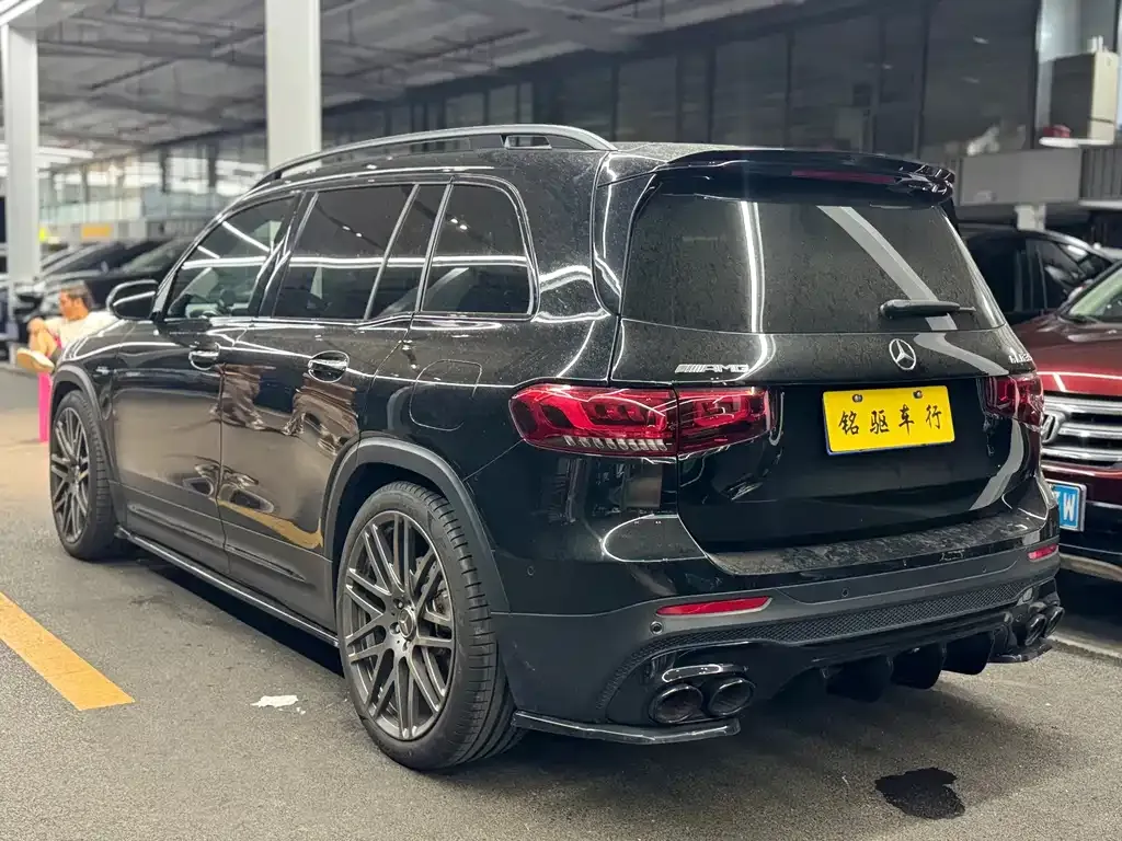 Mercedes-Benz GLB AMG — фото 6