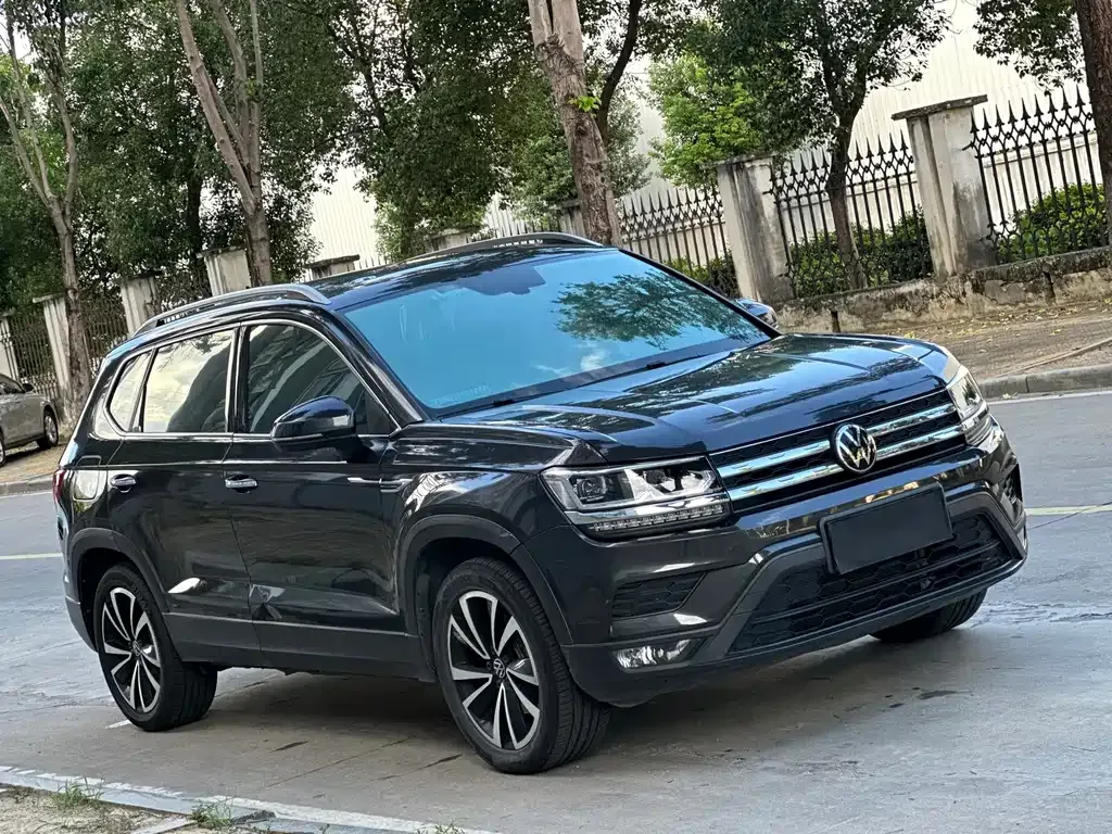 Volkswagen Tharu — фото 8