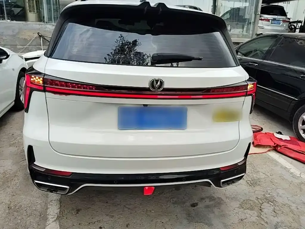 Changan CS75 PLUS — фото 4