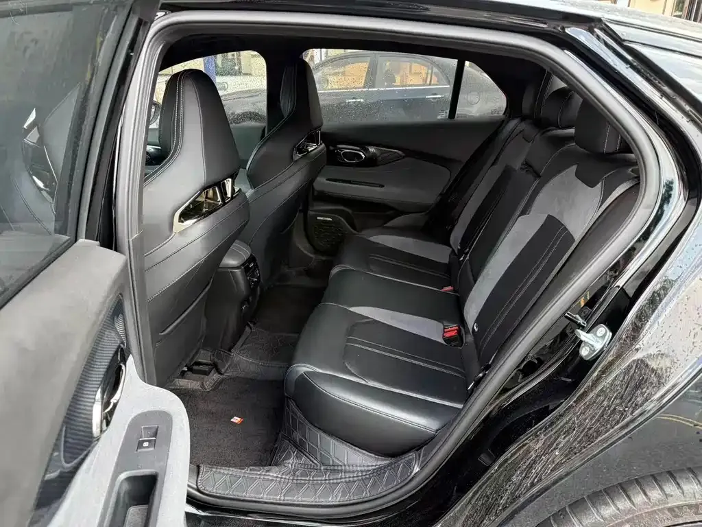 GAC Motor Shadow Leopard — фото 3
