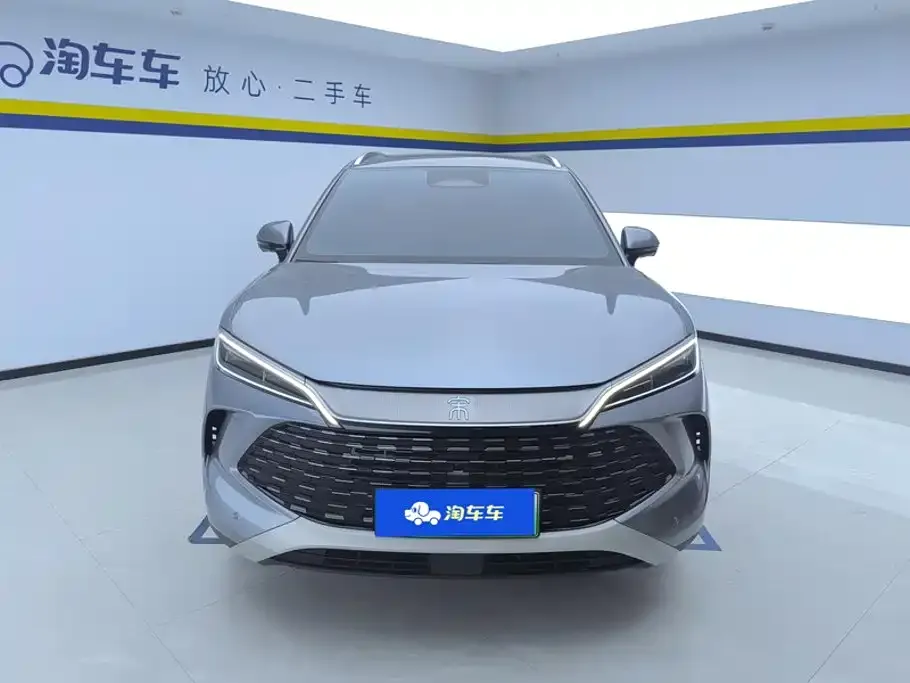BYD L DM-i — фото 8