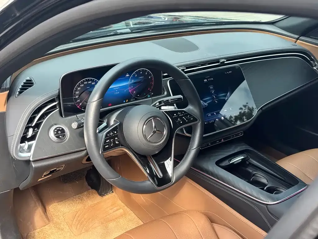 Mercedes-Benz E-Class (Import) — фото 8