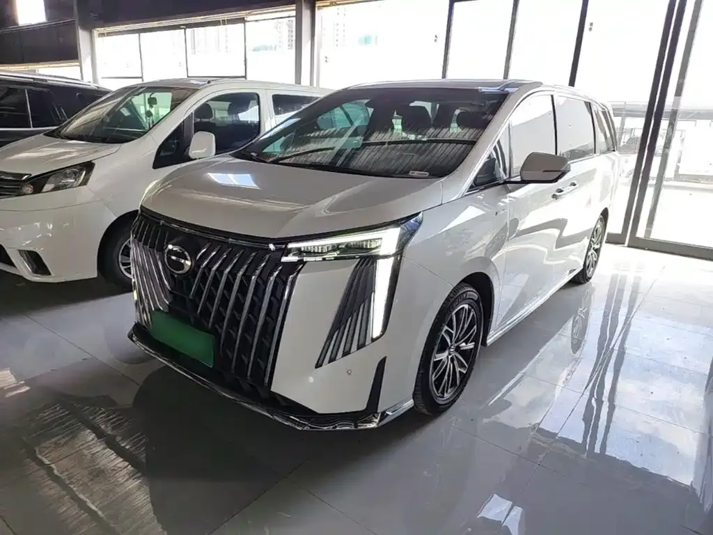 GAC Motor Trumpchi M8 — фото 1