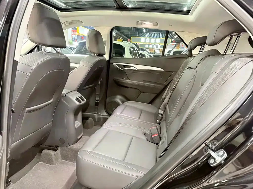 Buick Envision S — фото 2