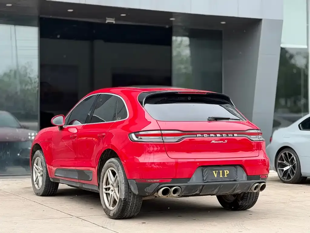 Porsche Macan — фото 9
