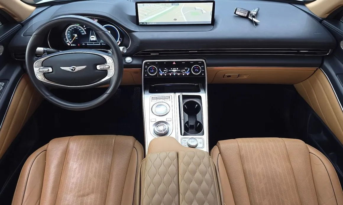 Genesis GV80 — фото 10