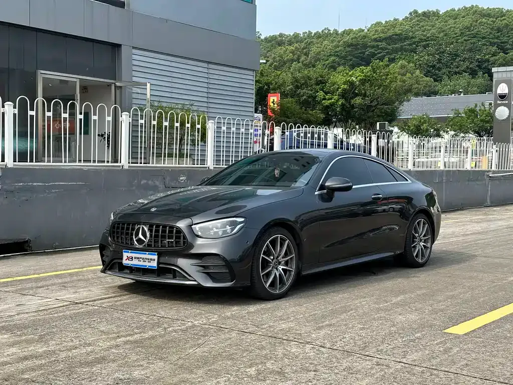 Mercedes-Benz E-Class (Import) — фото 1