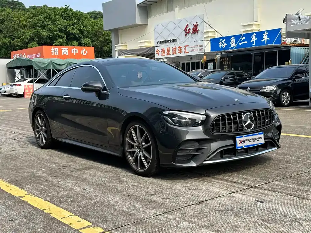 Mercedes-Benz E-Class (Import) — фото 9
