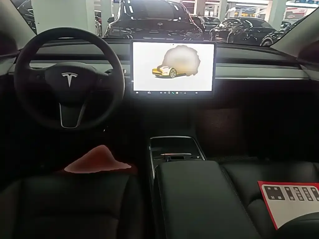 Tesla Model Y — фото 2