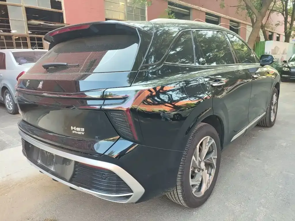 Hongqi HS3 PHEV — фото 10