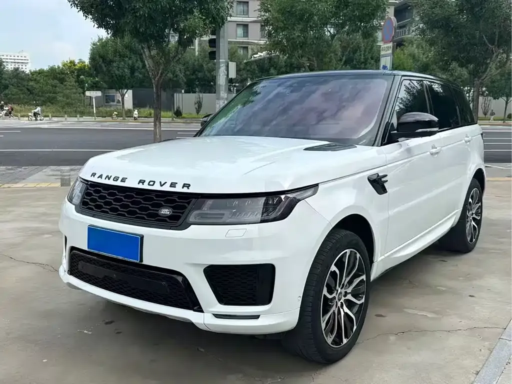 Land Rover Sport — фото 1