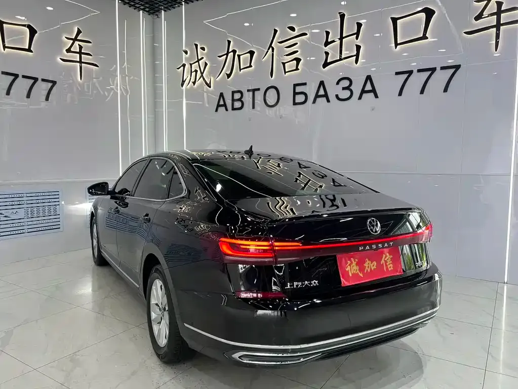 Volkswagen Passat — фото 5