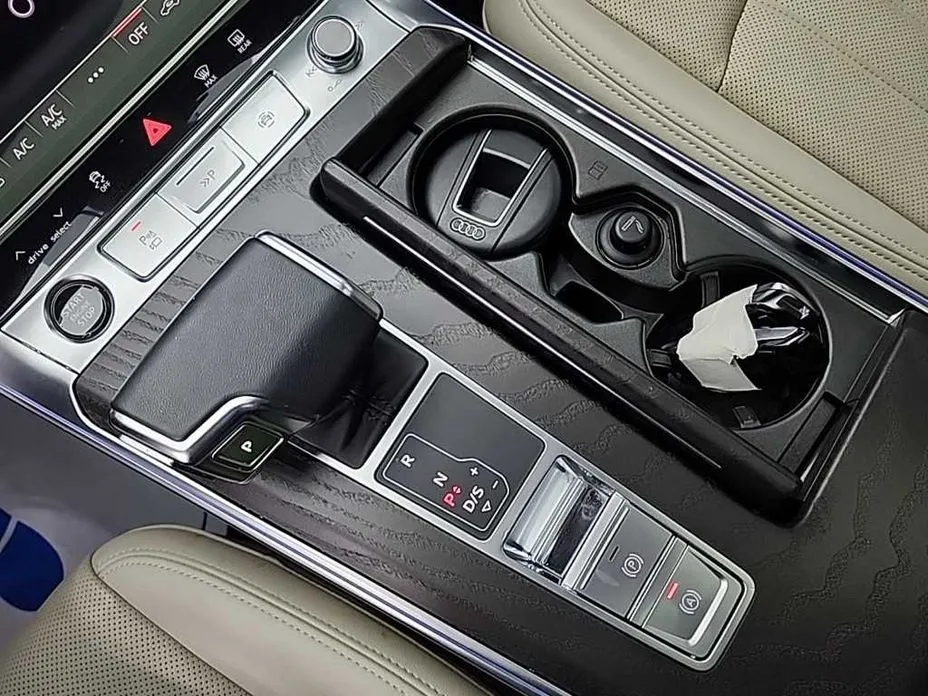 Audi A6 — фото 8