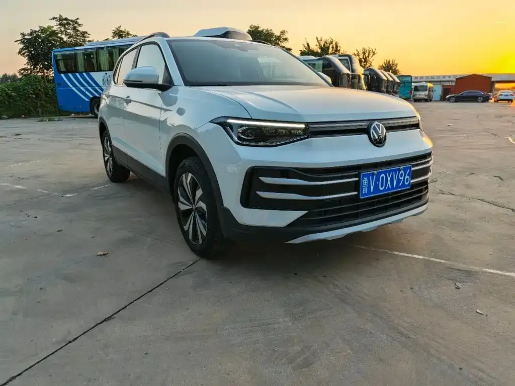 Volkswagen Tharu — фото 2