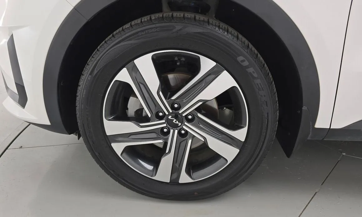 Kia Sorento — фото 5