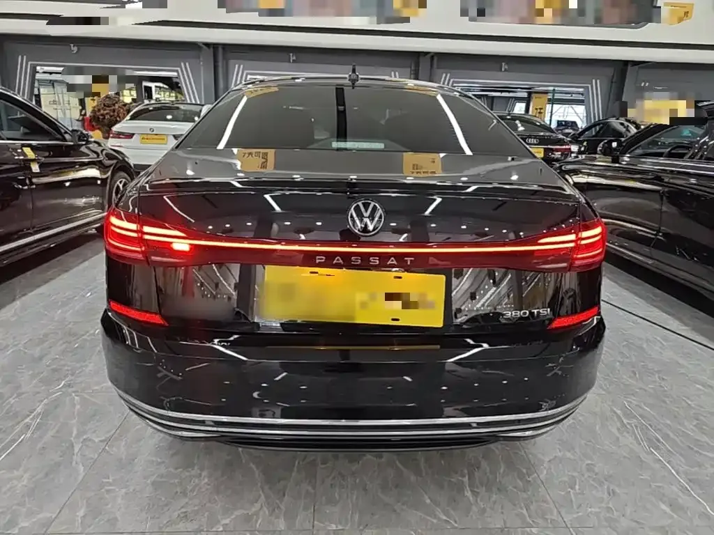 Volkswagen Passat — фото 9