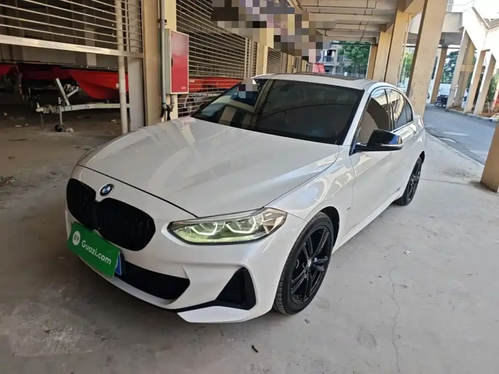BMW 1 Series — фото 1