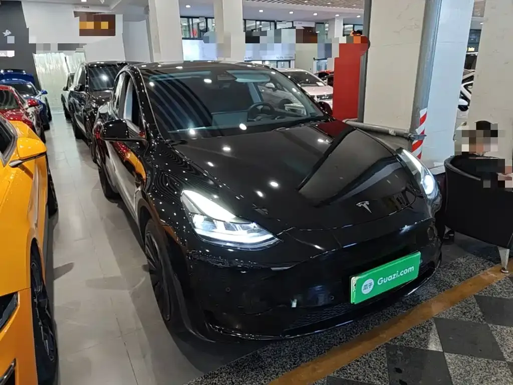Tesla Model Y — фото 7