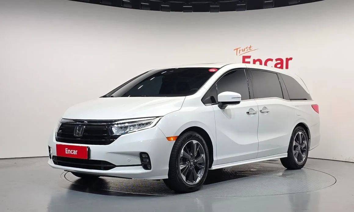 Honda Odyssey — фото 1