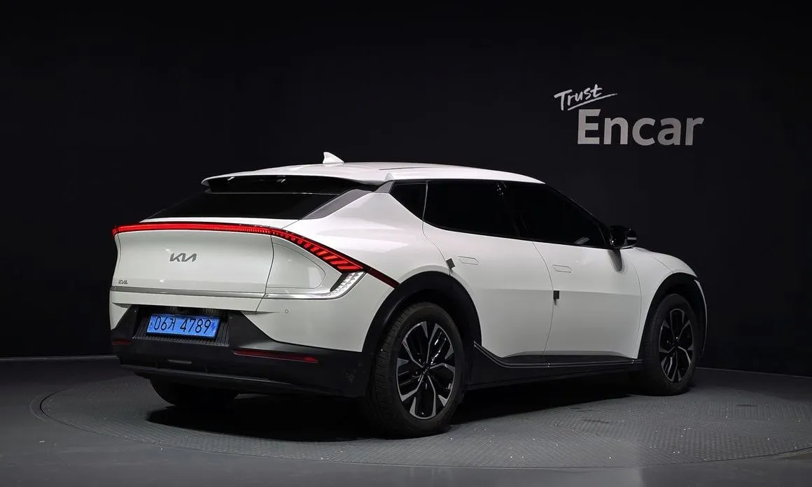 Kia EV6 — фото 3