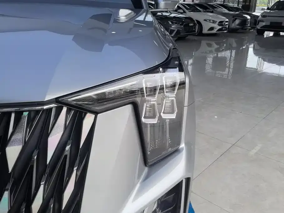 GAC Motor Trumpchi ES9 — фото 3
