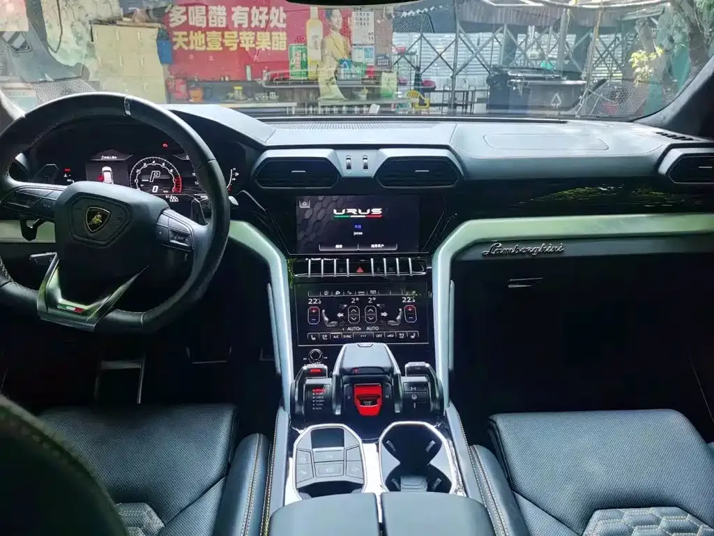 Lamborghini Urus — фото 4