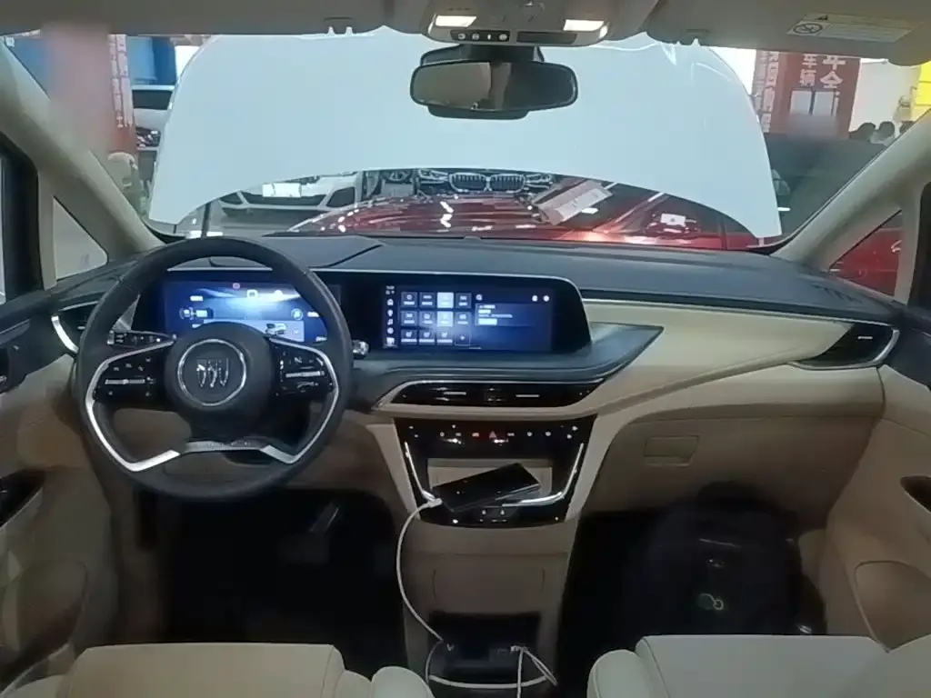 Buick GL8 Hybrid — фото 3