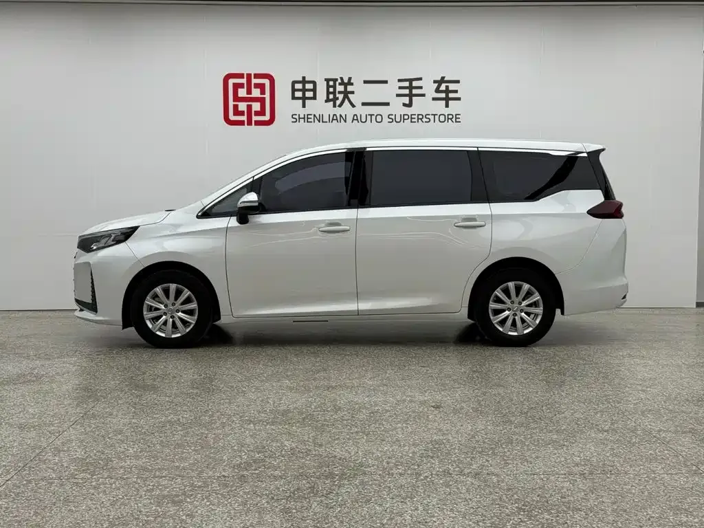 GAC Motor Trumpchi M6 — фото 10
