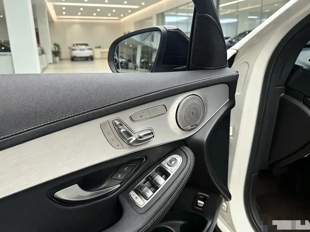 Mercedes-Benz GLC Coupe — фото 9