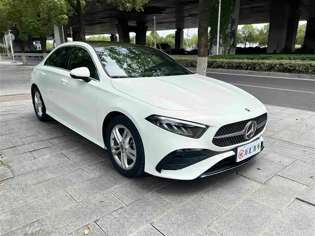 Mercedes-Benz A-Class — фото 1