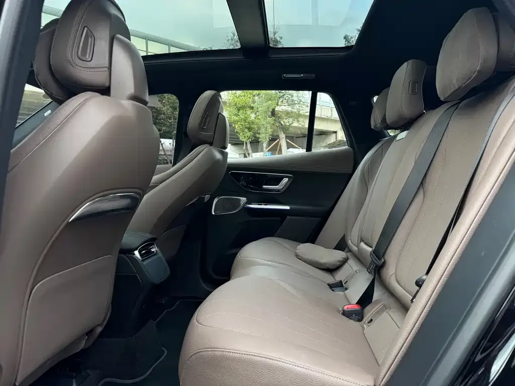 Mercedes-Benz EQE SUV — фото 4
