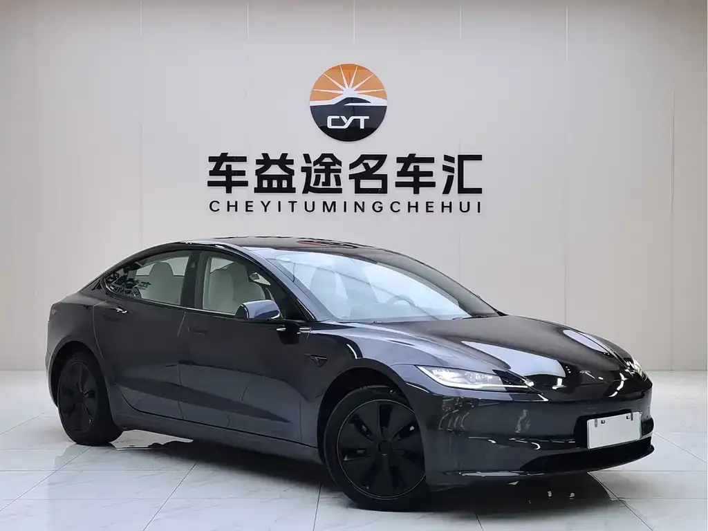 Tesla Model 3 — фото 10