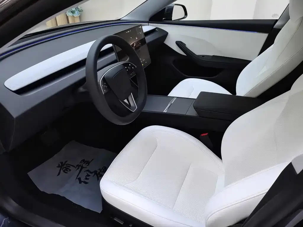Tesla Model 3 — фото 6