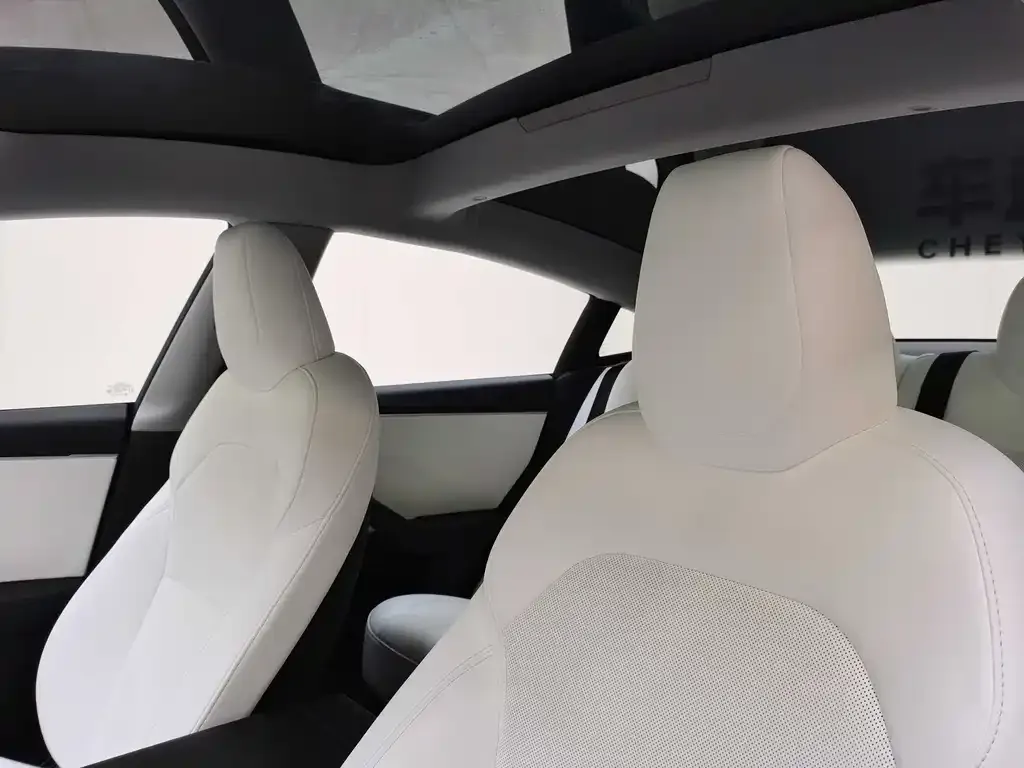 Tesla Model 3 — фото 3