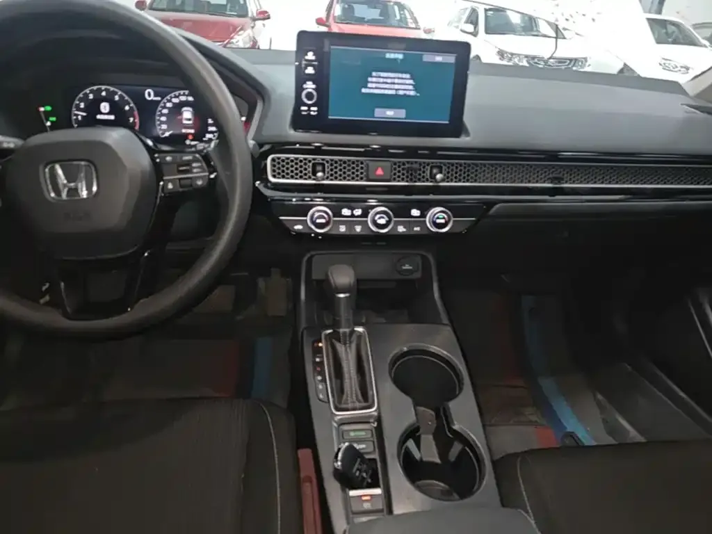 Honda Civic — фото 10