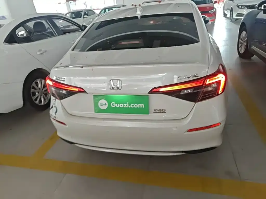 Honda Civic — фото 5
