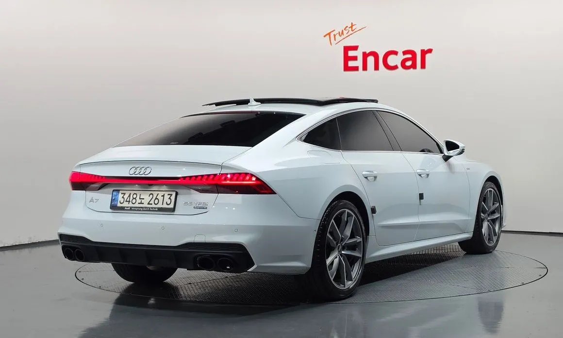 Audi A7 — фото 9