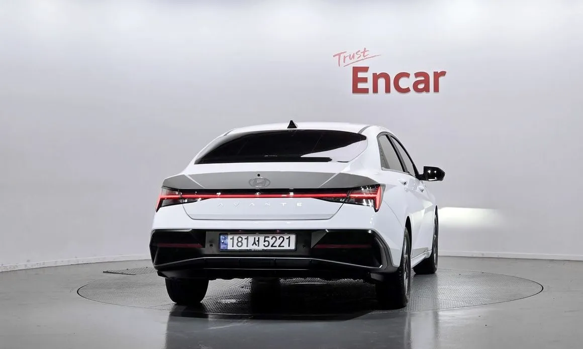 Hyundai AVANTE — фото 3