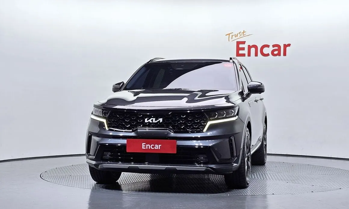 Kia Sorento — фото 5