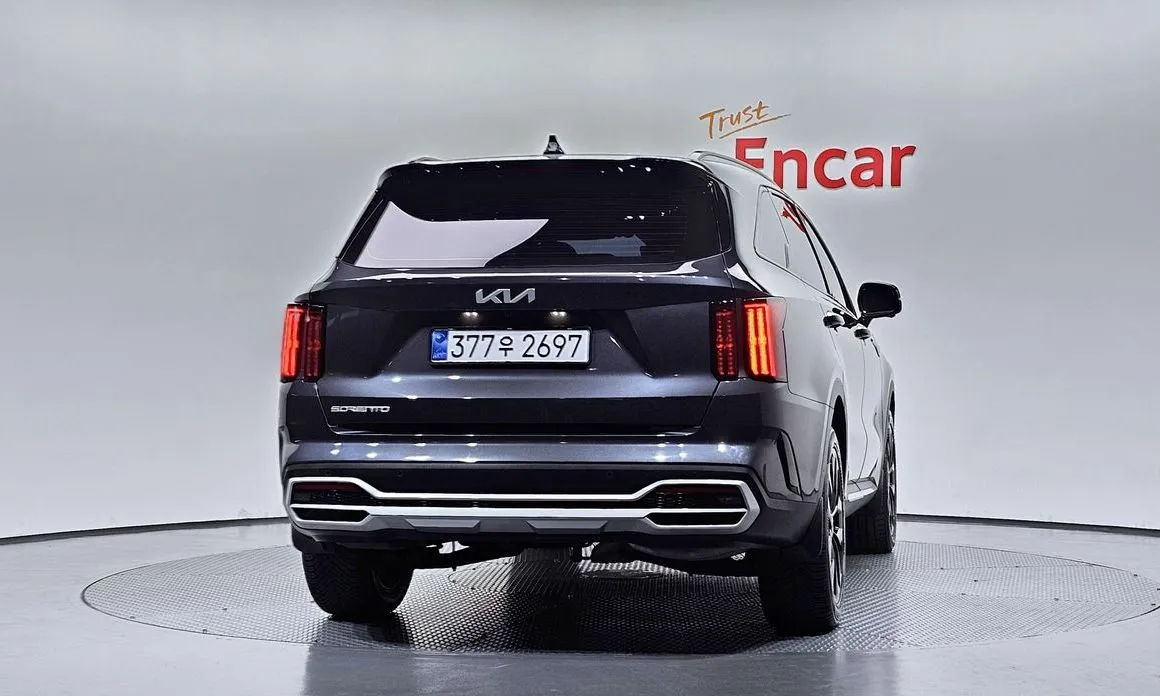 Kia Sorento — фото 4