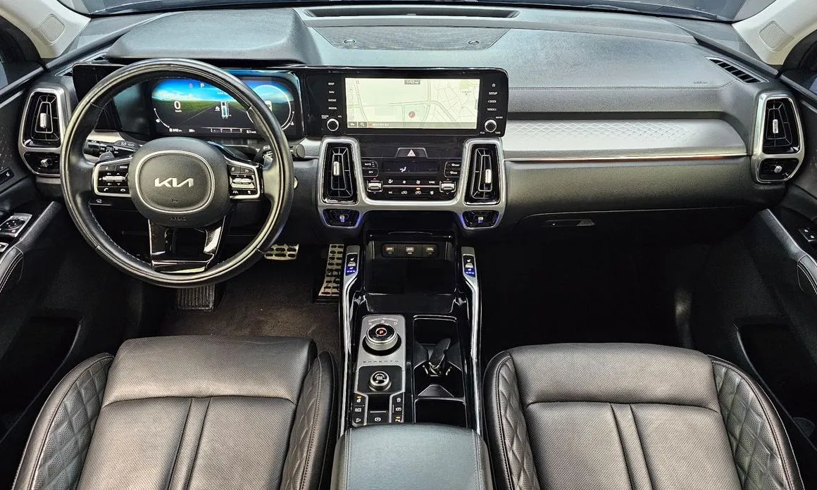 Kia Sorento — фото 9