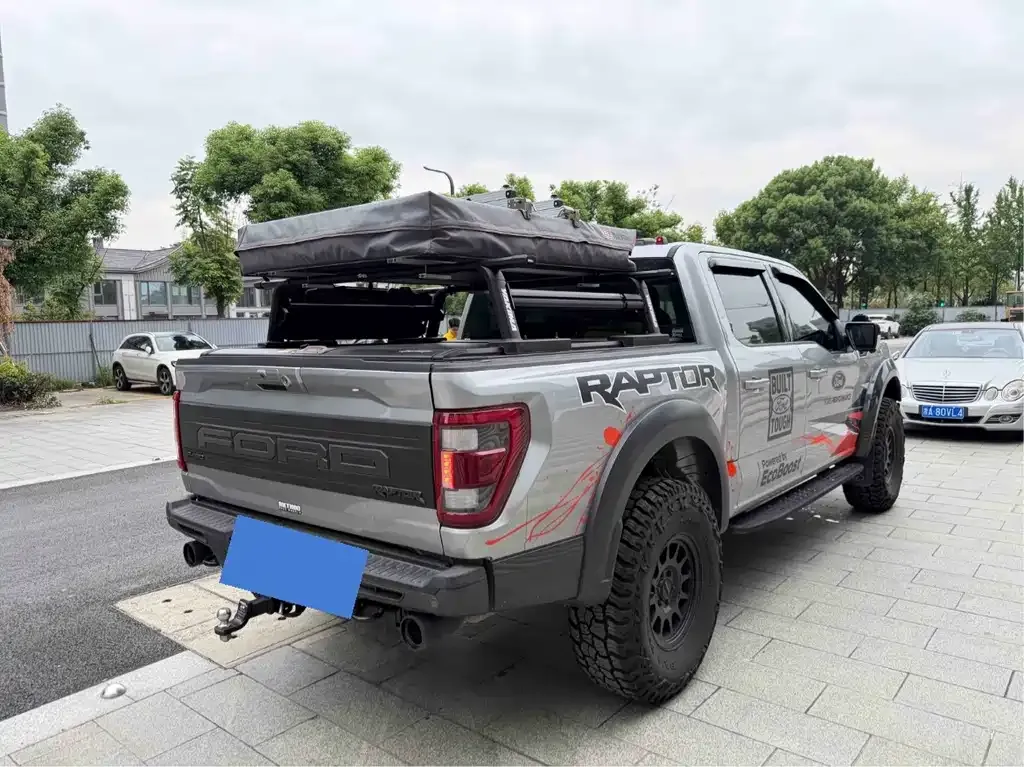 Ford F-150 Raptor — фото 8