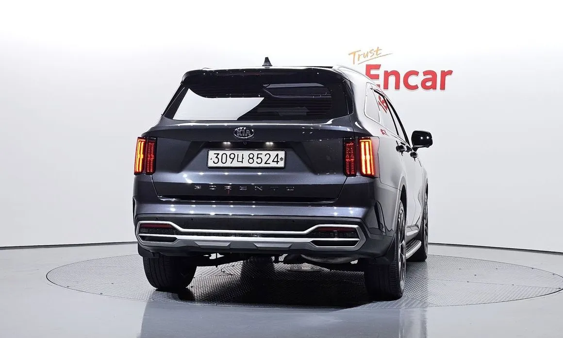 Kia Sorento — фото 5