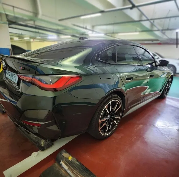 BMW i4 — фото 6