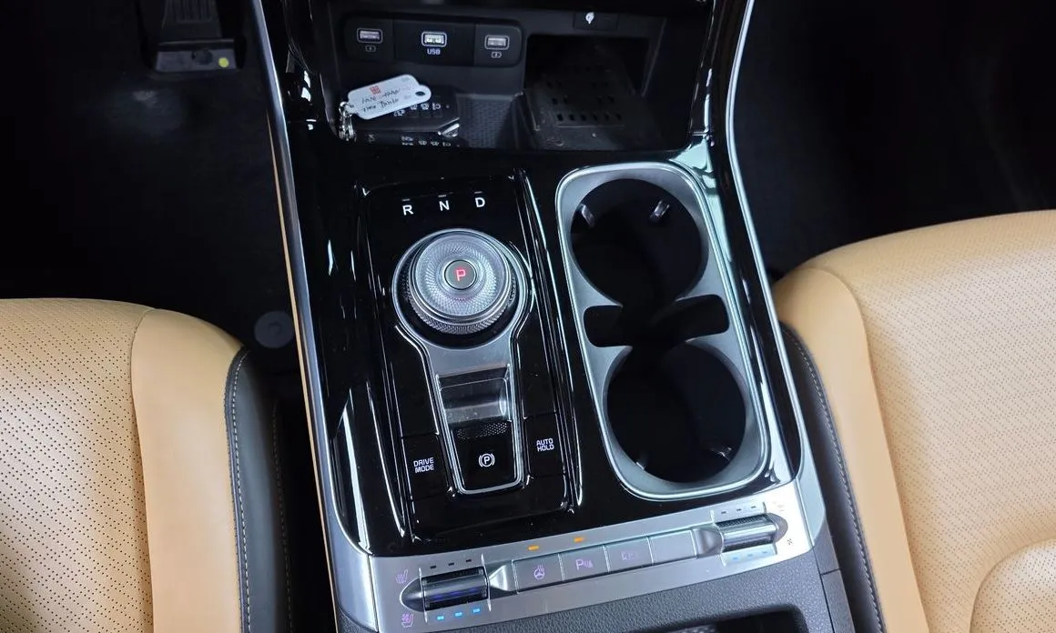 Kia Carnival — фото 10