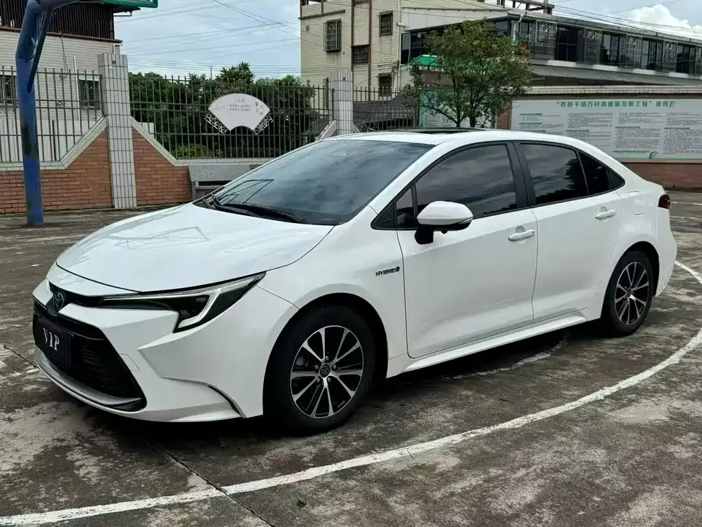 Toyota Levin — фото 1