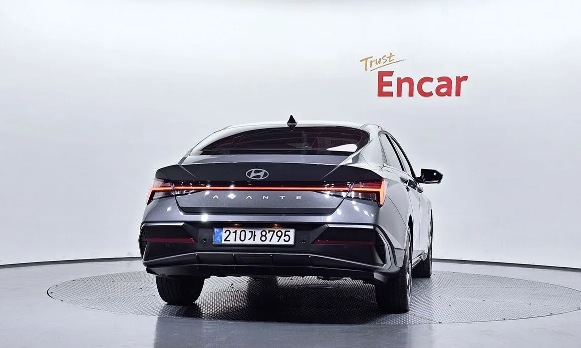 Hyundai AVANTE — фото 2